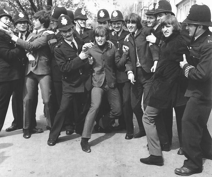 beatles 1965 Arrested