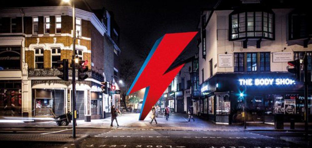 Οι θαυμαστές του David Bowie συγκεντρώνουν χρήματα για ανέγερση μνημείου
