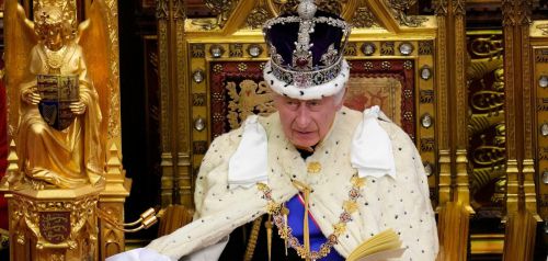 Βασιλιάς Κάρολος: Πυκνώνουν οι φήμες για παραίτηση