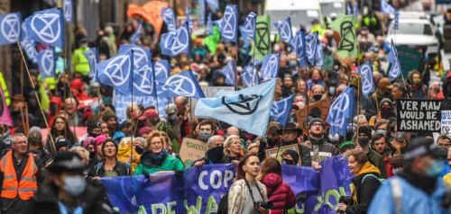 COP26: Νέες διαδηλώσεις στη Γλασκώβη και άλλες μεγάλες πόλεις για το κλίμα