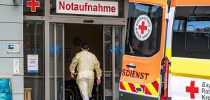Πάνω από 100 χιλιάδες οι νεκροί στη Γερμανία, καθημερινά ρεκόρ κρουσμάτων