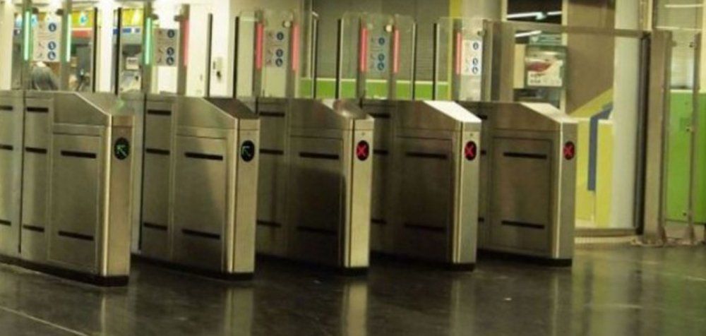 Κλείνουν οι μπάρες σε 16 σταθμούς του Μετρό