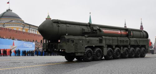 Τα πυρηνικά όπλα του «βάζει στο τραπέζι» ο Πούτιν