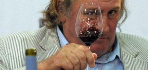 Ζεράρ Ντεπαρντιέ: «Πίνω 14 μπουκάλια τη μέρα αλλά δεν είμαι αλκοολικός»