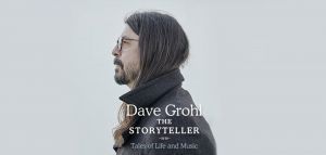 Ο Dave Grohl παρουσιάζει το αυτοβιογραφικό βιβλίο του