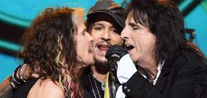 Johnnie Depp, Alice Cooper και Aerosmith τζαμάρουν για τα 50 χρόνια τους