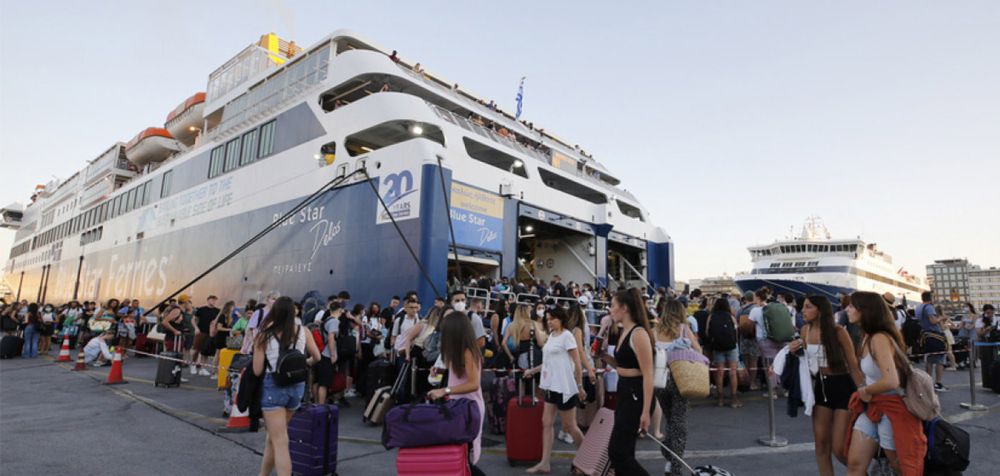Εκπτώσεις στα εισιτήρια των πλοίων ανακοίνωσαν οι ακτοπλοϊκές εταιρείες