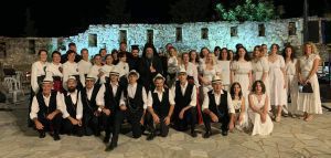 Συγκίνησε το κοινό των Τρικάλων η παράσταση «Η Μικρασία ζει»