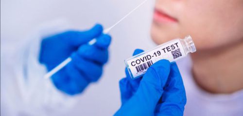 Καταργούνται τα υποχρεωτικά rapid test για τους ανεμβολίαστους