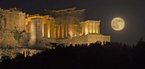 Ένα βίντεο που αναδεικνύει τις ομορφιές της αυγουστιάτικης Αθήνας