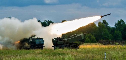 Μπάιντεν: Πύραυλος της ουκρανικής αεράμυνας έπληξε την Πολωνία