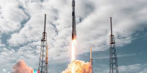 143 δορυφόροι εκτοξεύτηκαν ταυτόχρονα από την SpaceX