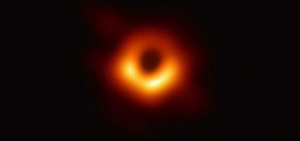 Για πρώτη φορά έχουμε φωτογραφία μαύρης τρύπας