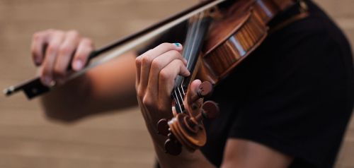 Νάξος: Η στιγμή που μουσικός χάνει... το βιολί του