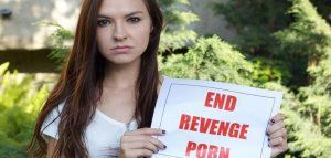 Αμερικανίδα τραγουδίστρια κερδίζει υπόθεση παράνομων πορνό βίντεο