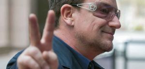Πώς ο Bono έβγαλε 43 εκατ. δολάρια;