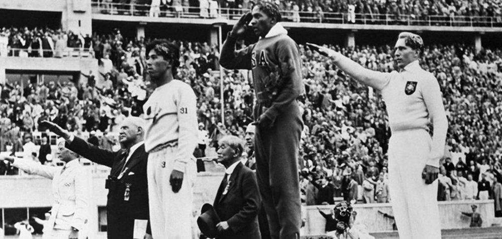 Σαν σήμερα ο Jesse Owens κερδίζει το Ολυμπιακό χρυσό μπροστά στον Χίτλερ