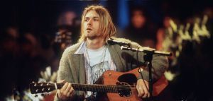 H κιθάρα του Κερτ Κομπέιν στο θρυλικό MTV Unplugged πουλήθηκε 6 εκατ. δολάρια