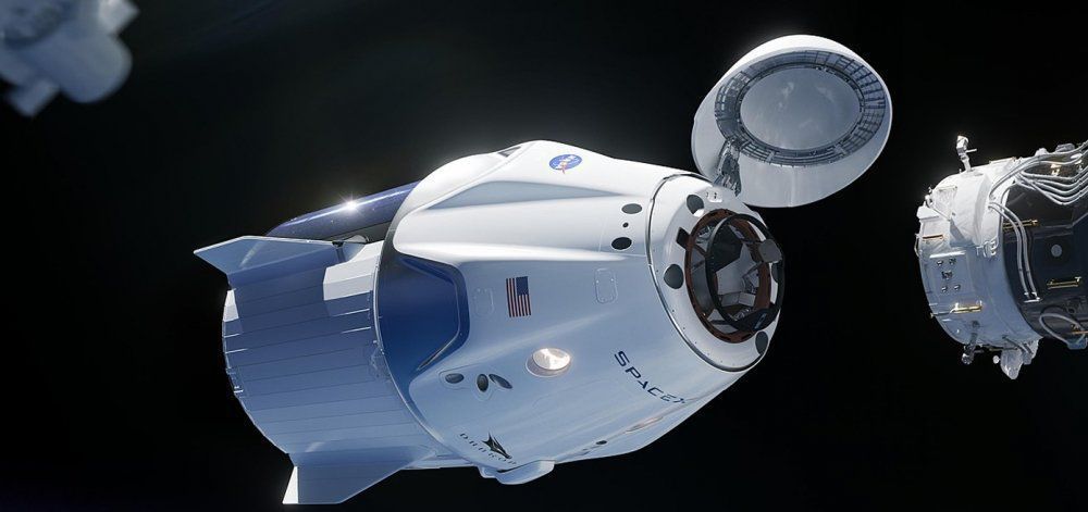 H Space-X έστειλε κούκλα στο διάστημα, ετοιμάζονται επανδρωμένες αποστολές