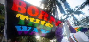 Η Φλόριντα απαγόρευσε τις θεραπείες φυλομετάβασης σε ανήλικους