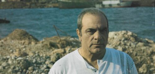 «Το τραγούδι της δεκαετίας» του ’80 σε δυο εκτελέσεις με τον Στέλιο Καζαντζίδη