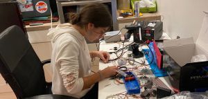 Πάτρα: Μαθητές λυκείου δημιούργησαν συσκευή για τους τυφλούς μαθητές