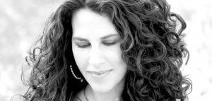 Ελευθερία Αρβανιτάκη: «Στεναχωριέμαι που δεν υπάρχουν μουσικές εκπομπές»