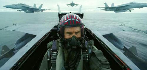 Top Gun: Maverick: «Μια υπέροχη νέα ιστορία που αποτίει φόρο τιμής στην πρώτη»