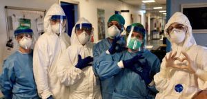 43 γιατροί έχουν πεθάνει από κορονοϊό στην Ιταλία