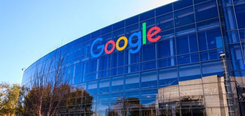 Τον Ιανουάριο του 2022 θα επιστρέψουν στο γραφείο τους οι εργαζόμενοι της Google