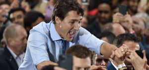 Καναδάς: Ο Τζάστιν Τριντό κέρδισε και πάλι τις εκλογές