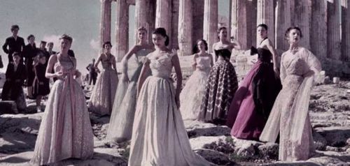 Από την επίδειξη του οίκου μόδας το 1951 στην Αθήνα