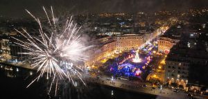 Χριστούγεννα με μουσικές και θεατρικές παραστάσεις στη Θεσσαλονίκη