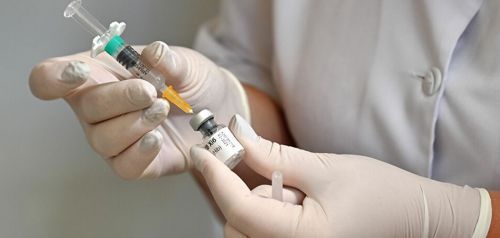 Νέο εμβόλιο για τον κορονοϊό πιθανόν να είναι έτοιμο για το κοινό τον Νοέμβριο