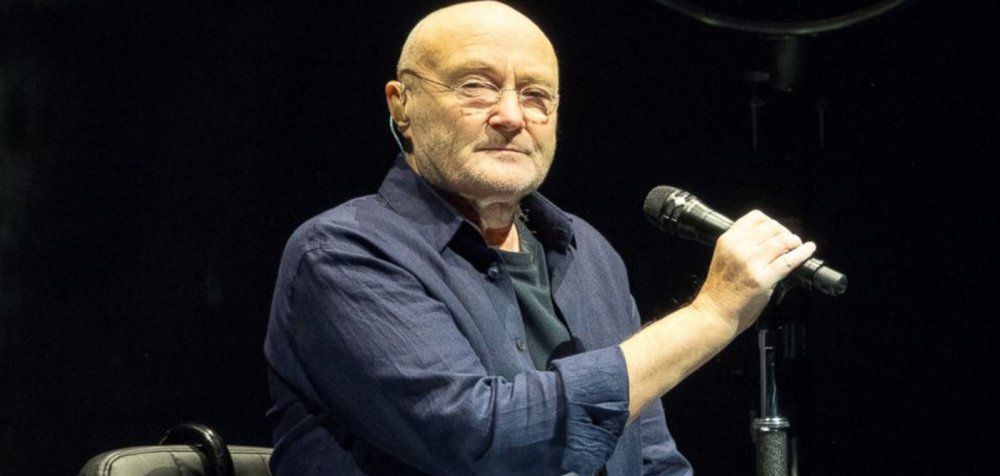 Ο Phil Collins με τσακισμένη υγεία και ραγισμένη φωνή περιοδεύει