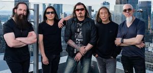 Dream Theater: Νέο video clip με οκτάχορδη κιθάρα για πρώτη φορά