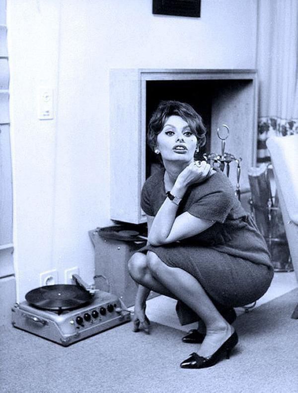 Sophia Loren pic up