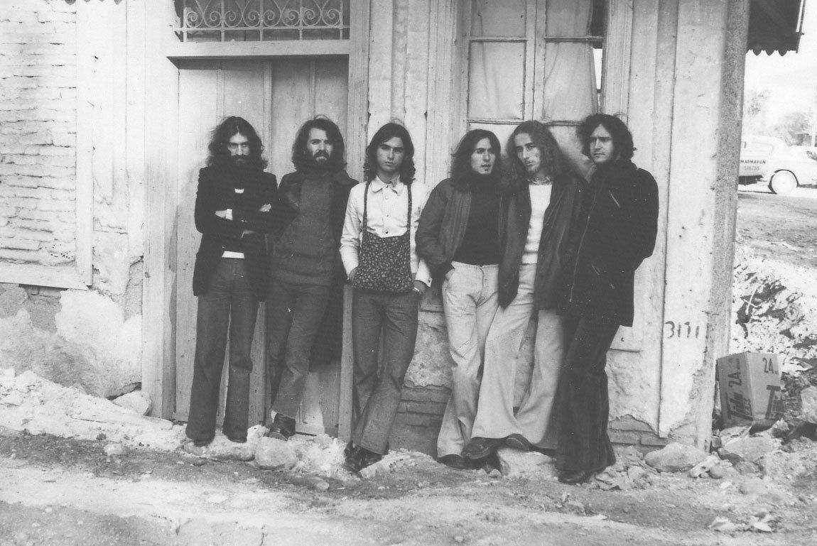 Iraklis Lernaia Hydra 1973 with Maglaras left