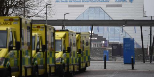Βρετανία: Δραματική η κατάσταση, ανοίγουν και πάλι τα προσωρινά νοσοκομεία