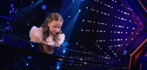 Martina Meola: η ταλαντούχα 9χρονη πιανίστα