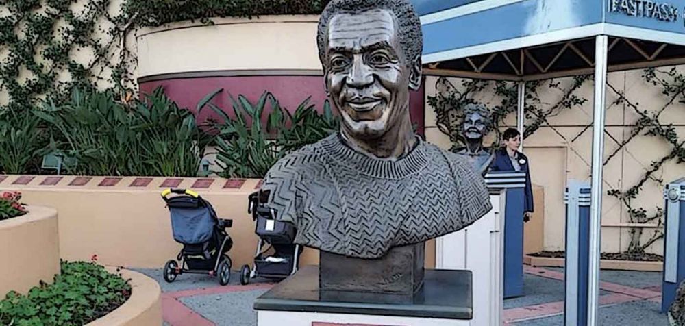 Η Disney αποσύρει προτομή του Bill Cosby