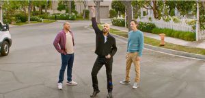Ο John Travolta ξαναζωντανεύει το θρύλο του «Grease» σε διαφημιστικό σποτ