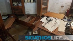 Μετρά πληγές το σπίτι - μουσείο του Παπαδιαμάντη στη Σκιάθο