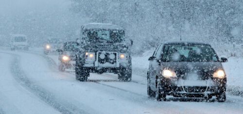 Ό,τι πρέπει να γνωρίζουμε για ασφαλή οδήγηση στα χιόνια και τον παγετό