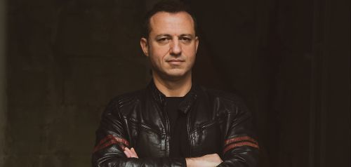 Κώστας Τριανταφυλλίδης: Το «ζόρι» επιβάλλεται να εκφραστεί μέσα απ’ το τραγούδι