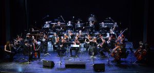 Η Ορχήστρα Σύγχρονης Μουσικής της ΕΡΤ με Κίτρινα Ποδήλατα &amp; Al Di Meola