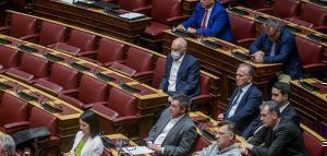 Μόνο ένας βουλευτής φόρεσε μάσκα στη ελληνική Βουλή!