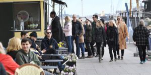 Η Σουηδία επιμένει στην στρατηγική της κατά του κορονοϊού