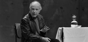 Πίτερ Μπρουκ: Ο κόσμος του θεάτρου αποχαιρετά τον πρωτοπόρο σκηνοθέτη