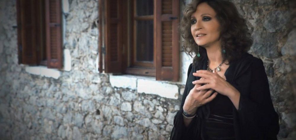 H Γλυκερία σε ένα νέο τραγούδι για την Παναγία: «Κεχαριτωμένη»